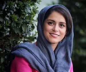 (ویدئو) آوازخوانی زیبای غزل شاکری در خیابان