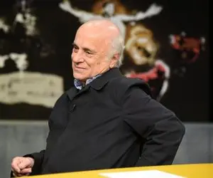 انتقاد تند مصطفوی از عزیزی‌ خادم؛ در باغ نیست