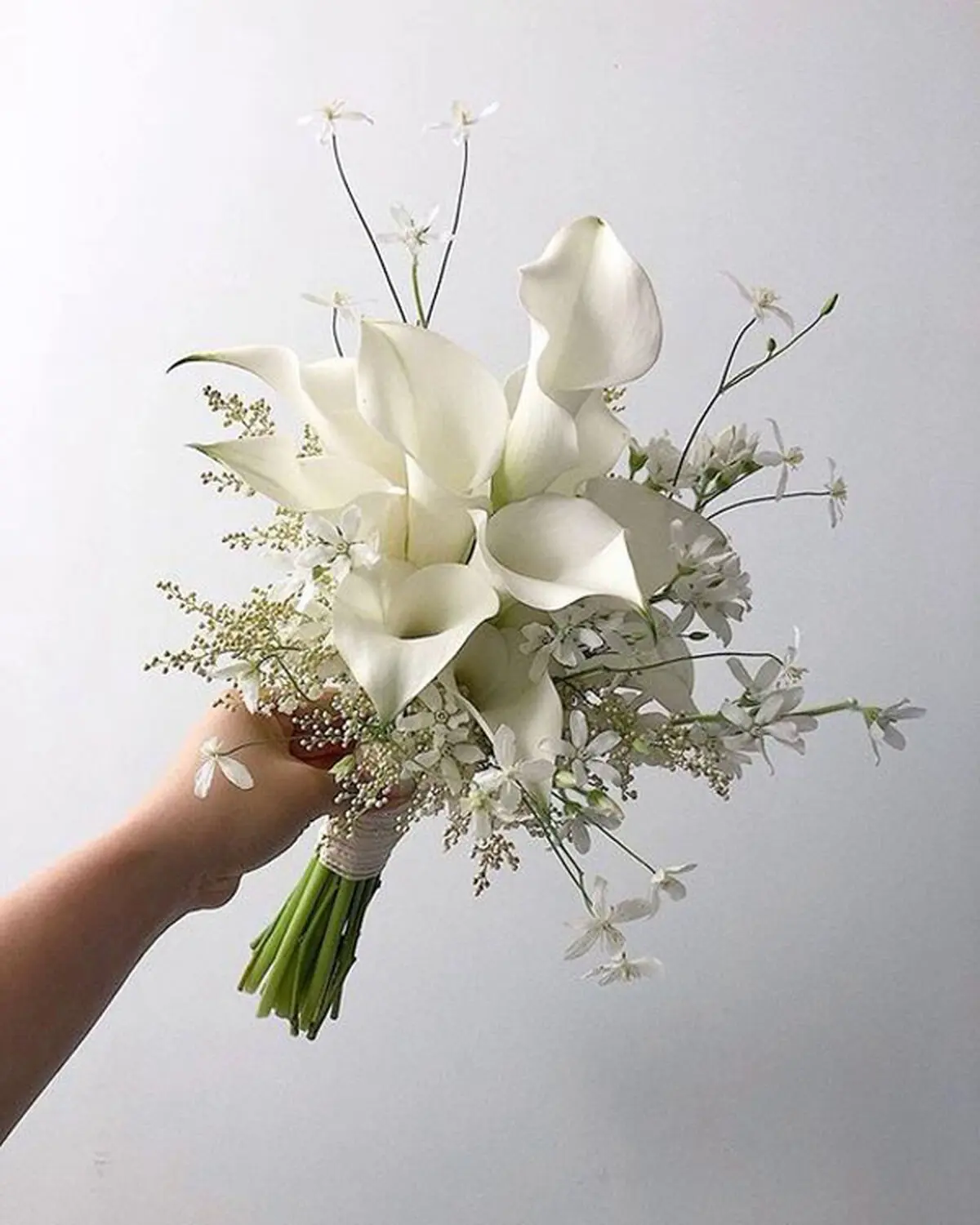 گل شیپوری دسته گل عروس