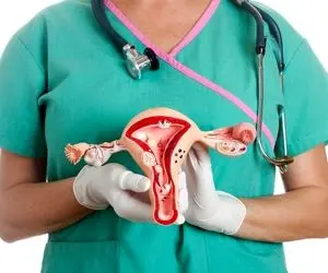 کیست تخمدان چیست؟ علائم و راه های درمان آن