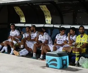 چرا دروازه بان استقلال خط خورد؟