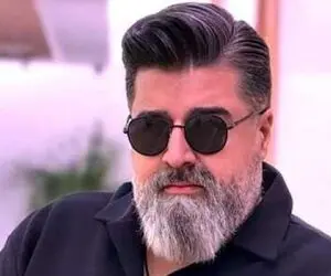 آواز جگرسوز؛ مهدی یغمایی سرمزار برادرش چه آواز تلخی میخونه درموندگیش دلت رو ریش میکنه