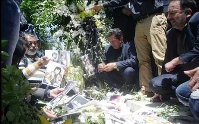 سفر به ایام قدیم ندیم؛ مراسم خاکسپاری مغموم ایرج قادری