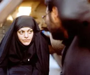 وقتی یک روحانی از دختر بی حجاب برای همکاری دعوت کرد