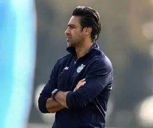 محمد جواد به‌آفرین سورپرایز فرهاد مجیدی بری خط دفاع استقلال