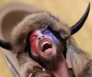 کنگره آمریکا در تسخیر هواداران ترامپ!