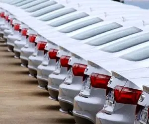 نبض بازار خودرو داخلی در 16 آبان 1402؛ دلار دیگر نفسی برای اثرگذاری ندارد؟