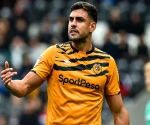 رایان و شیمبا برای استقلال 10 میلیارد آب می خوردند!