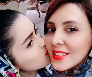 قرتی بازی لیلا بلوکات با رفیق پلنگ اش تو آسانسور! +عکس