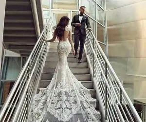 66 میلیون بازدید به خاطر حرکت جنجالی این دختر در عروسی! | ویدیو