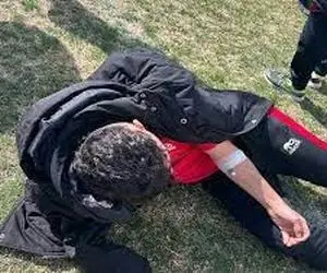 چه کسی به تراکتوری ها با چاقو حمله کرد؟