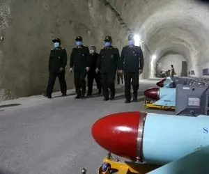 رونمایی از پایگاه موشکی نیروی دریایی سپاه در سواحل خلیج فارس