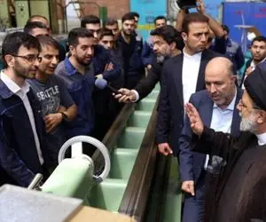 آن جوان نخبه‌ای که از دست رئیسی جایزه گرفته بود دو هفته بعد اخراج شد!