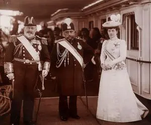 سفر به دوره قاجار؛ شاه قجری کنار پادشاه انگلیس سیس عقاب گرفت دل شاهدخت و ببره