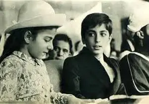 سفر به ایام قدیم سال 1338؛ کتک کاری و ضرب و شتم رضا پهلوی بًزدل با فرحناز