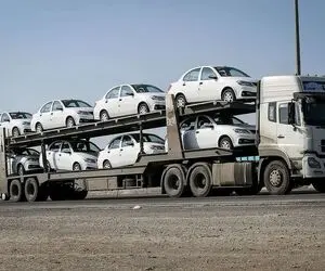 پیش‌بینی قیمت خودرو در نیمه دوم ۱۴۰۴؛ بخریم یا دست نگه داریم؟