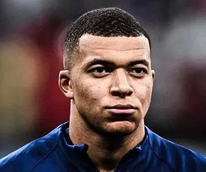 پیشنهادات هنگفت قطری ها به امباپه