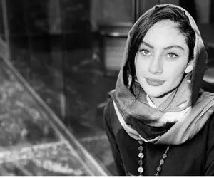 ترلان پروانه با آرایشی خاص در عکسی خیلی خاص!