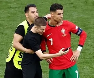 (عکس) جیمی جامپ ها بیخیال رونالدو نمی شوند!