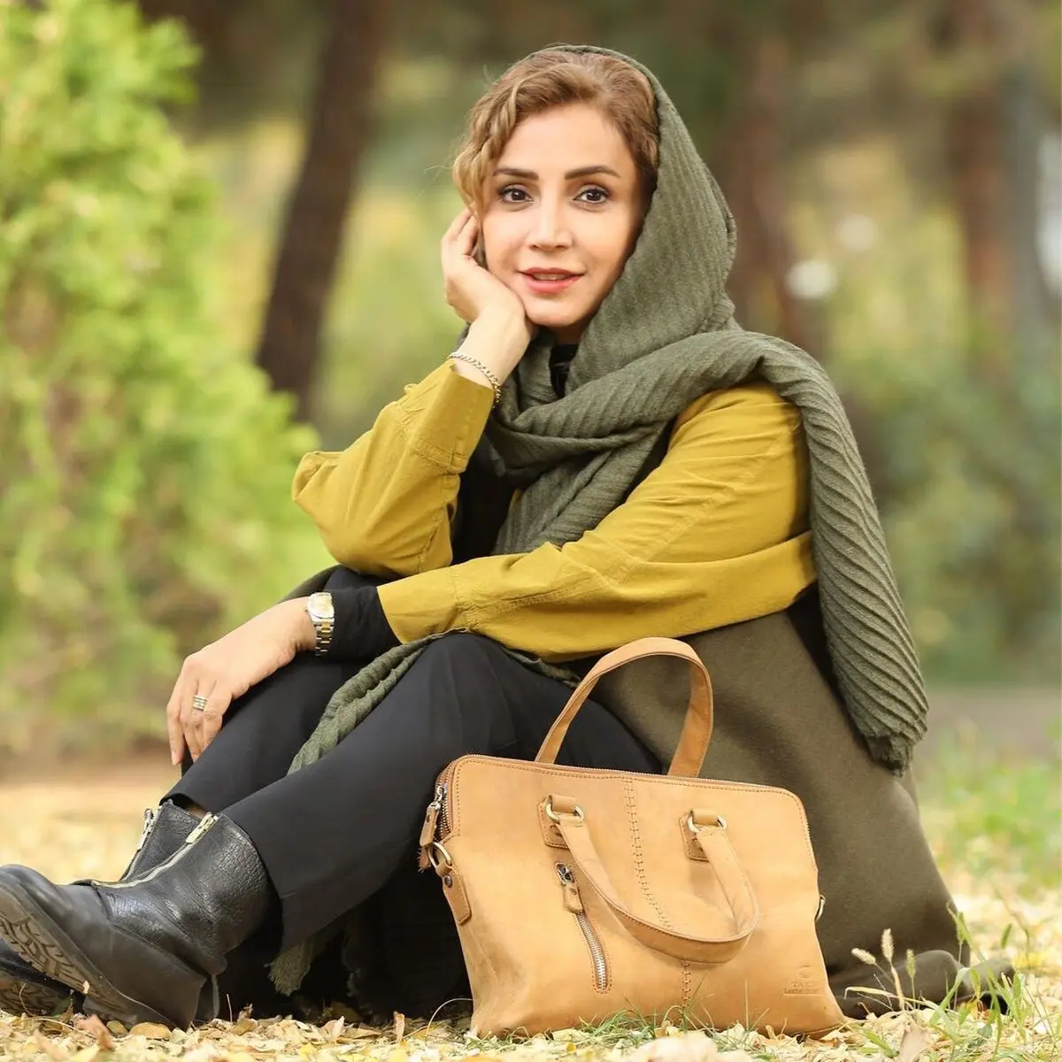 شبنم قلی خانی