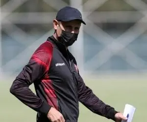 گل محمدی: باخت پرسپولیس به الهلال دلایل متعددی دارد