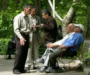 وام ضروری ۳۰ میلیون تومانی برای بازنشستگان کشوری پرداخت شد