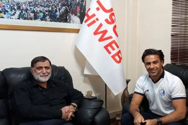 فرهاد مجیدی و مصطفی آجرلو