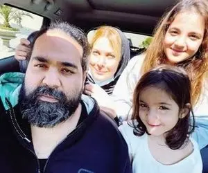 آواز پر احساس؛ رضا صادقی دخترش بغلش وایساده و دوتایی بغلم کن رو می خونن