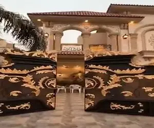 معماری خلاقانه؛ همین که در این قصر باز میشه حس میکنی وارد قصه شاه پریون شدی چقد شکیله