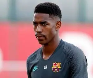 مذاکره میلان با مدافع بارسلونا