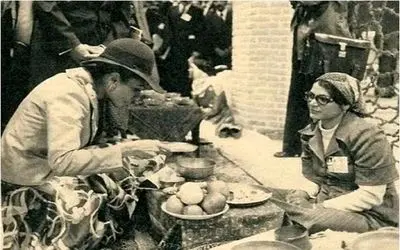 سفر به ایام قدیم؛ فرح متظاهر بین زنان جزامی