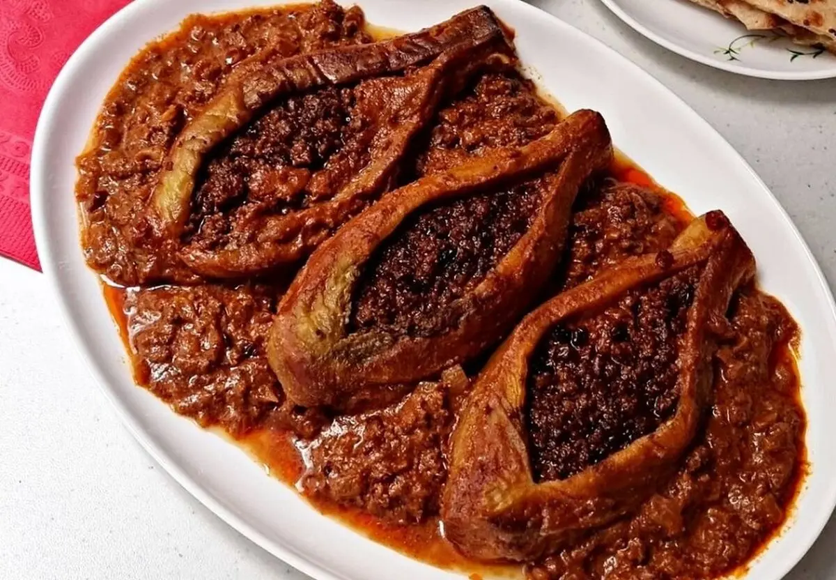 بادمجان شکم پر