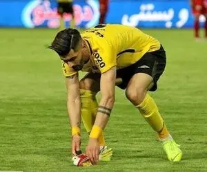 ستاره و مدافع چپ پرسپولیس باید ۲۰ روز قرنطینه شود!