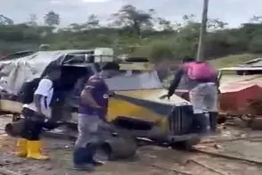 ساخت آفریقا؛ لعنتیا ریل ساختن ولی قطار ندارن چرخای وانتو کندن بتونه رو ریل راه بره