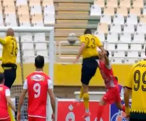 (ویدیو) گل اول سپاهان توسط محمد مهدی محبی دقیقه ۱۴