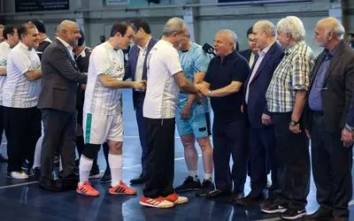 توصیه‌های فوتبالی علی پروین به مسعود پزشکیان