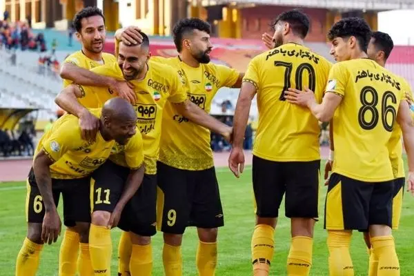مخالفت رسمی سپاهان با برگزاری فینال جام حذفی در قزوین