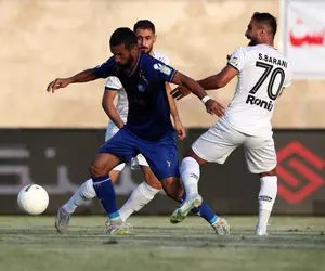 مهاجم استقلال به شایعات پایان داد