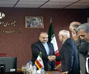 آقای وزیر از اسم پدر من سوء استفاده نکنید!