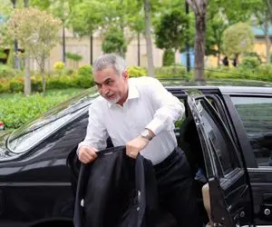 ظاهر جدید حسین فریدون، برادر حسن روحانی