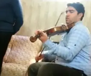 آواز ماندگار؛ پیرمرد هشتاد ساله اصغر نوروزی جوری سرپاست و میخونه ملت میخکوب شدن روش