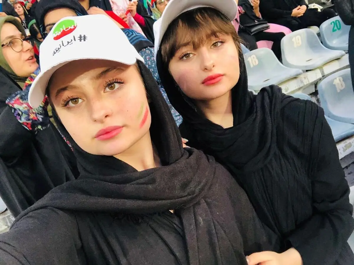 nikaforghaniofficial_1570737720_1