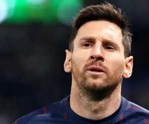 (عکس) هدیه فوق لاکچری اماراتی‌ ها به لیونل مسی؛ ساعتی از الماس و طلا!