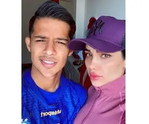 (عکس) مهدی قایدی در تمرینات استقلال شرکت کرد 