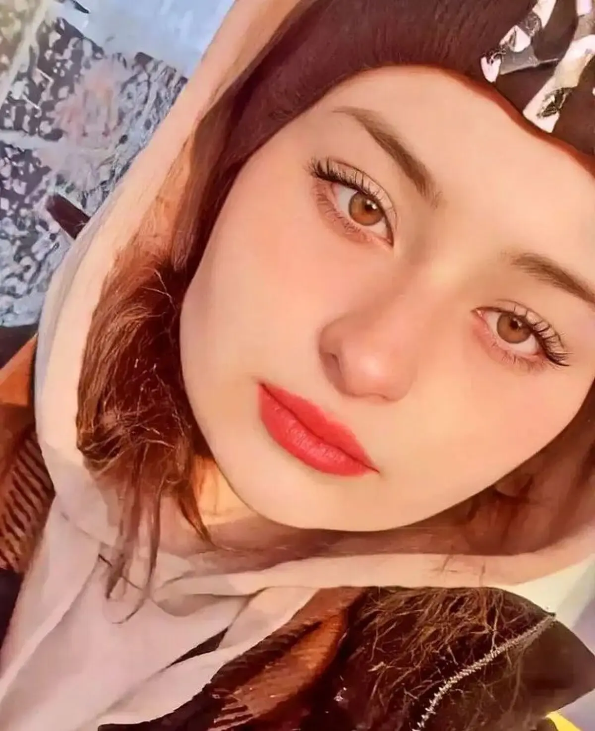 nikaforghaniofficialfan_1638812030