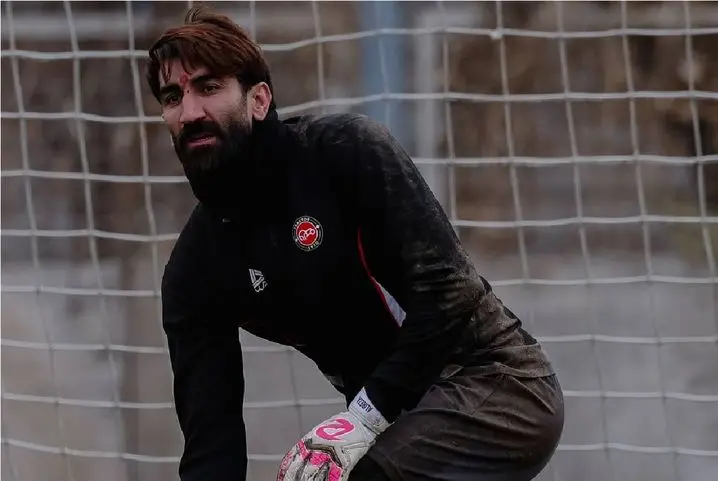 بخاطر خطای بیرانوند پنالتی باید تکرار می‌شد؟ + عکس