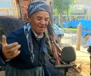 آواز اصیل؛ پیرمرد اهل شهرستان انقد پر سوز و گداز به زبون خودشون میخونه دل طاقت نمیاره