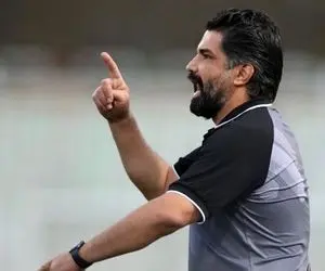 قربانی از حضور در کادر فنی استقلال انصراف داد