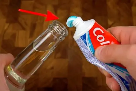 ترفندهای خانه داری؛ محلول جادویی واسه تمیز کردن سینک، قابلمه سوخته و ...