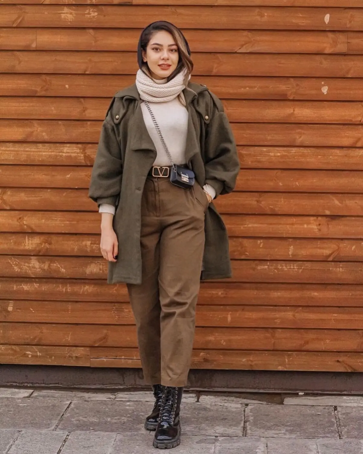 زیتونی و قهوه ای